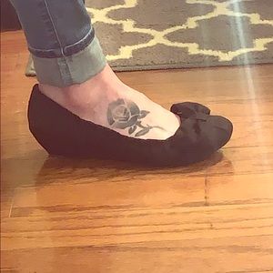 Cute black flats